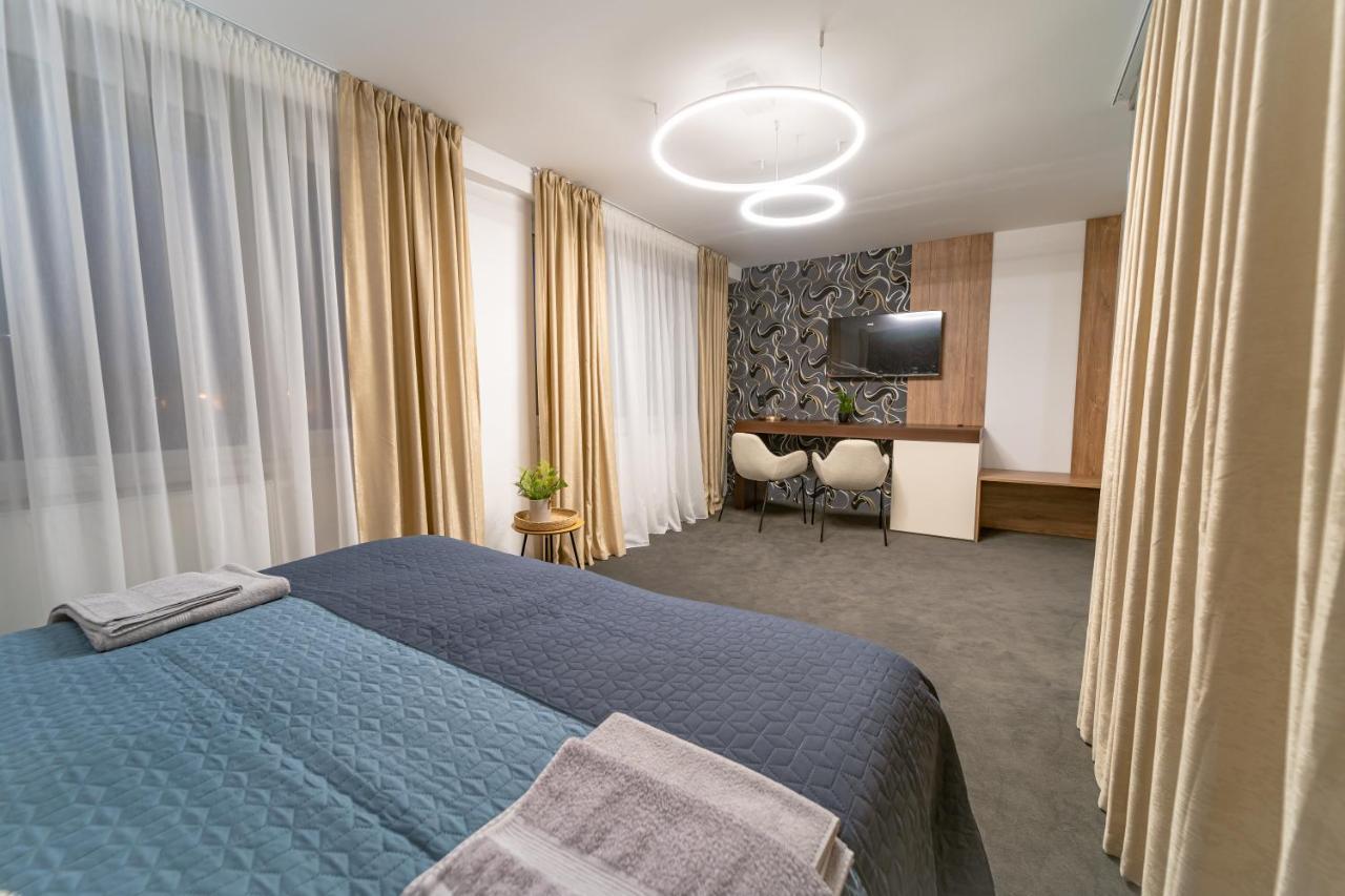 Hotel Zemplin Требишов Экстерьер фото